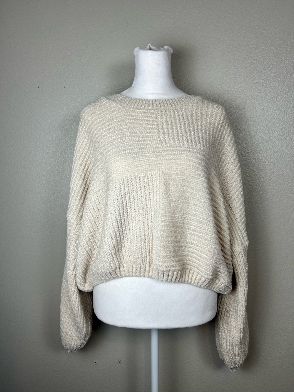 Altar’d State Cozy Cream Textured Knit Women's Sweater size Large